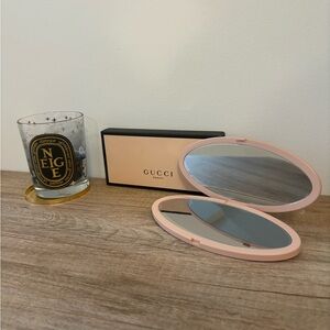 Gucci Beauty Light Pink Oval Mirror